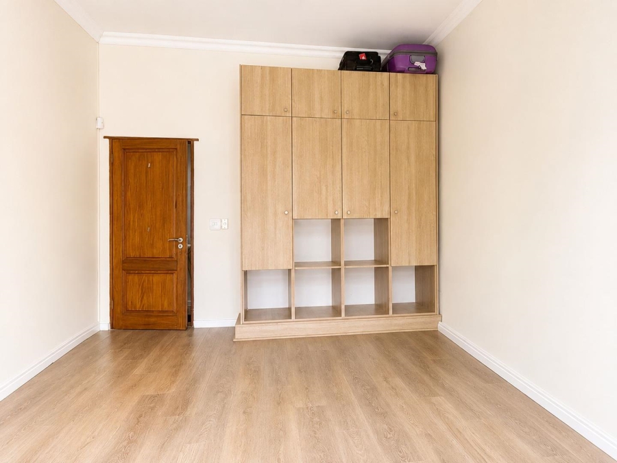 To Let 4 Bedroom Property for Rent in Klein Zevenwacht Western Cape